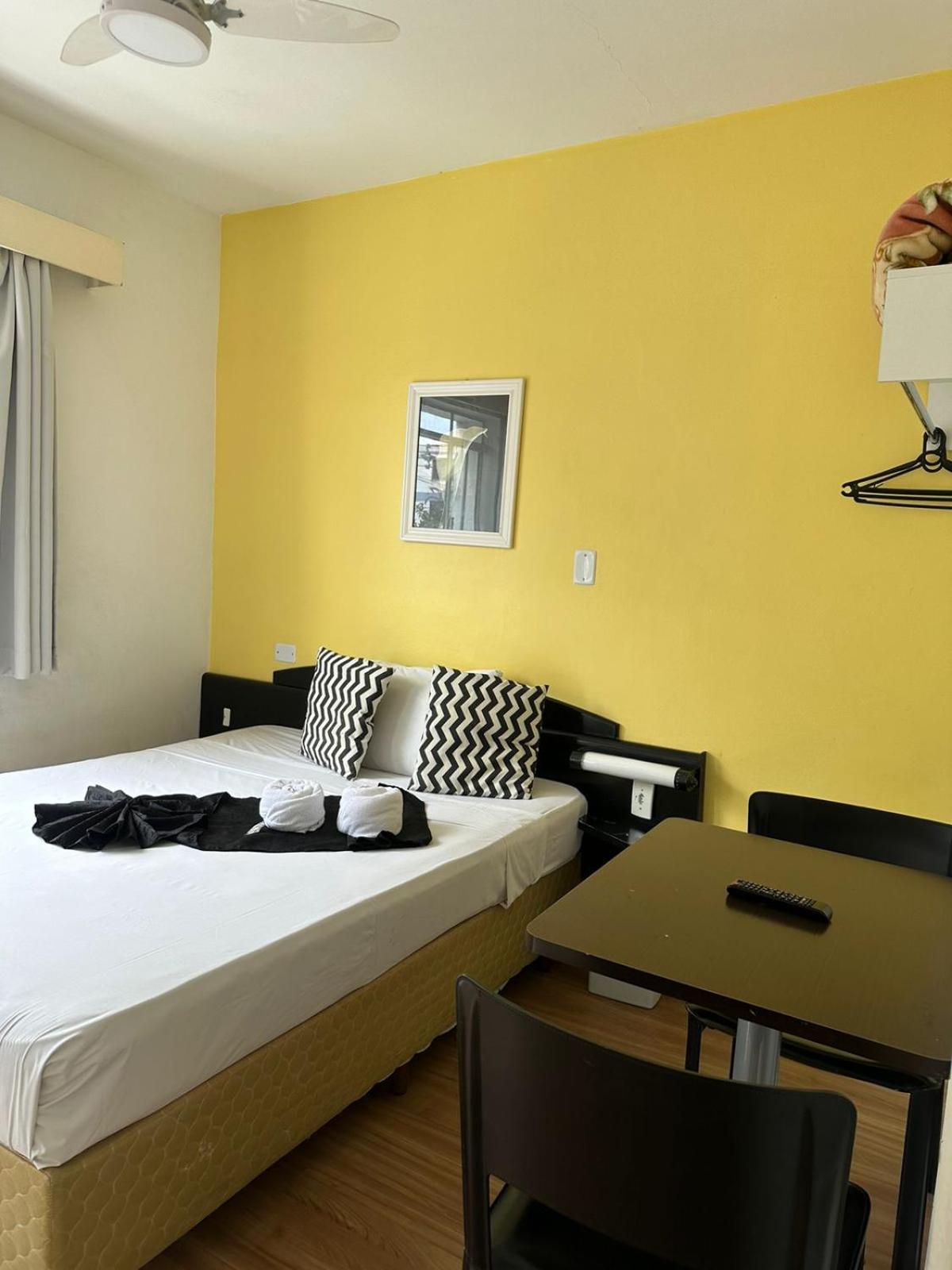Hotel Blumenau Centro Curitiba Eksteriør bilde