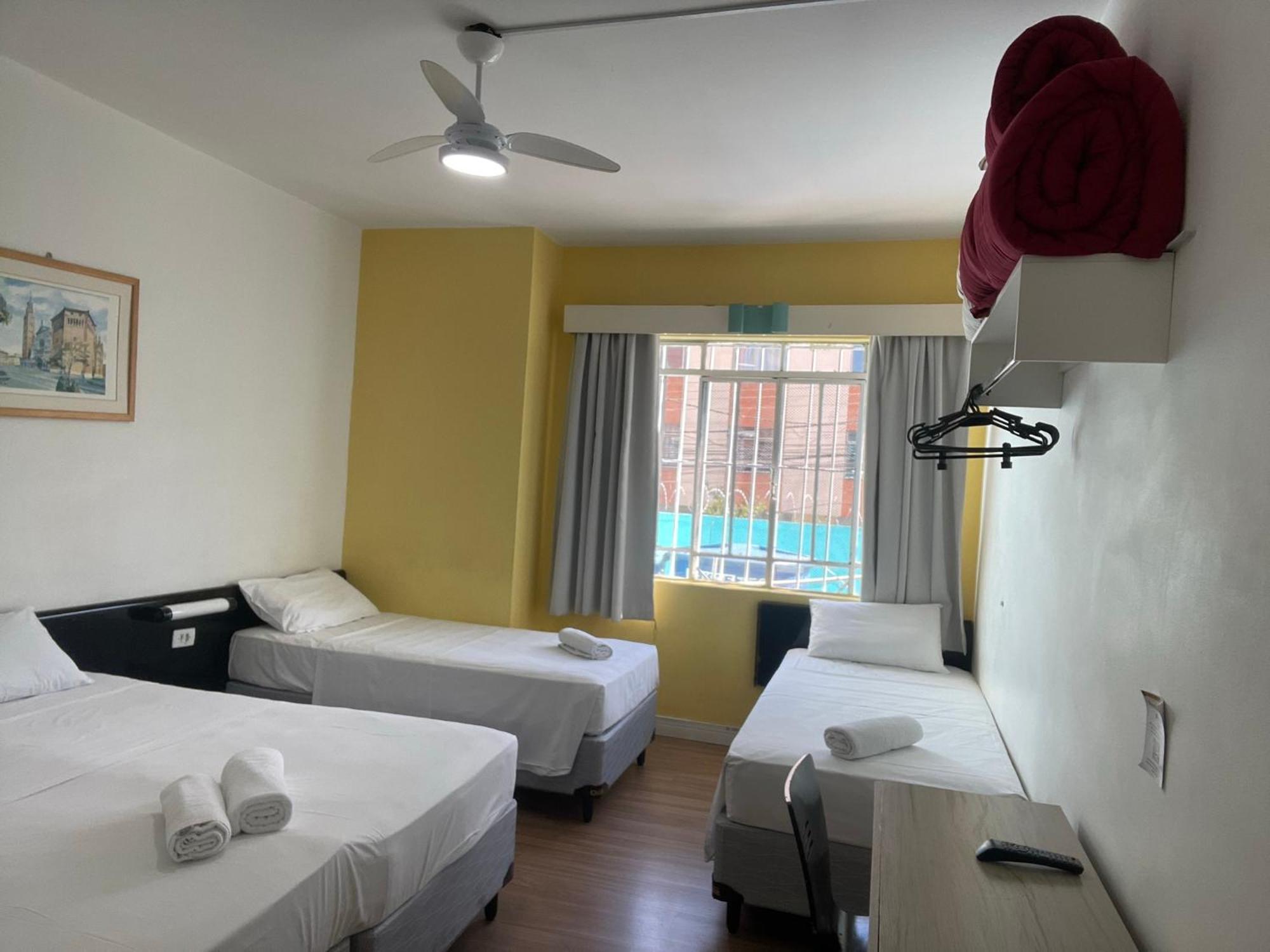 Hotel Blumenau Centro Curitiba Rom bilde